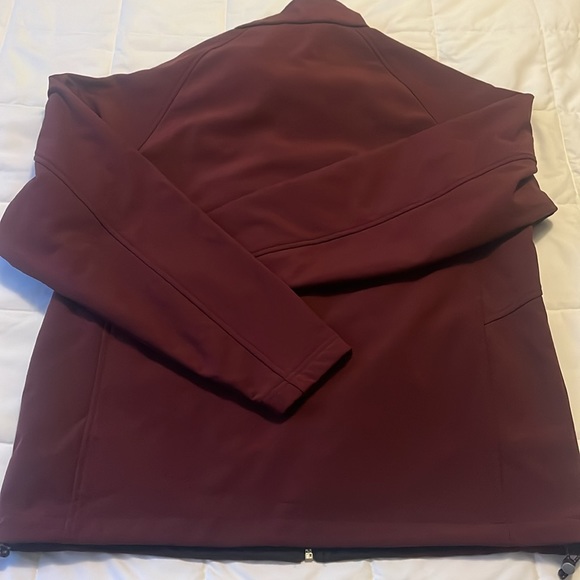 New Balance men’s jacket - Picture 6 of 7